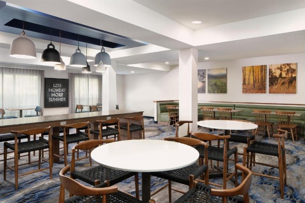 Fairfield Inn & Suites by Marriott Columbia Northeast image 17